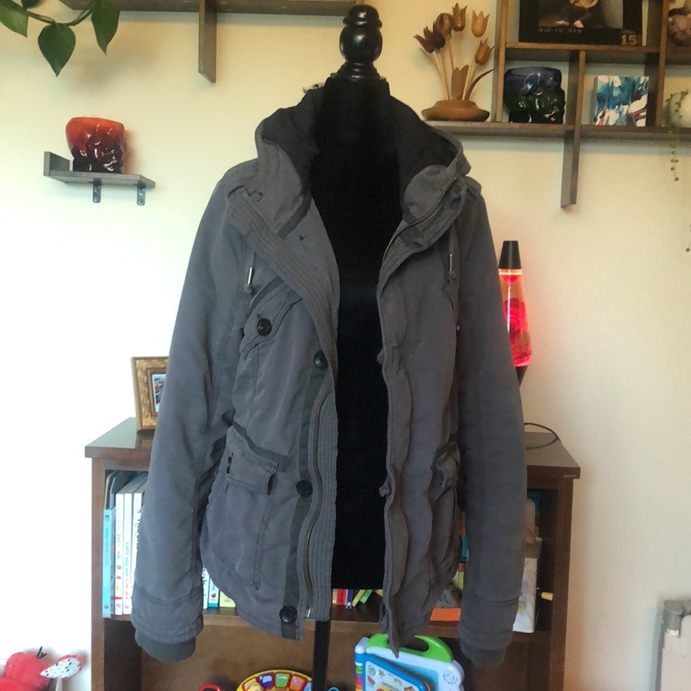 ✿ TNA platoon jacket ✿